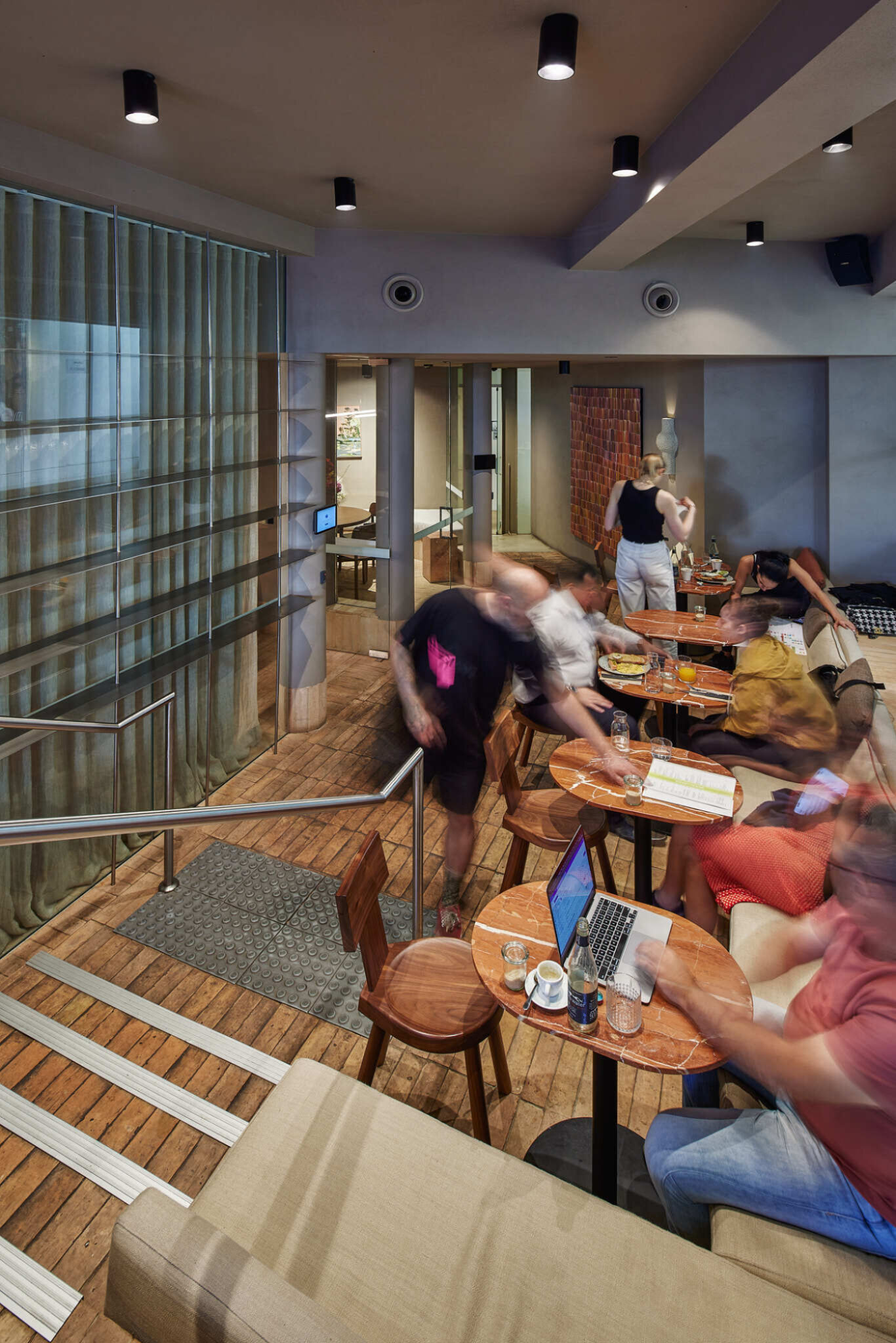 230428 ATTCORP 19a Cafe 0266