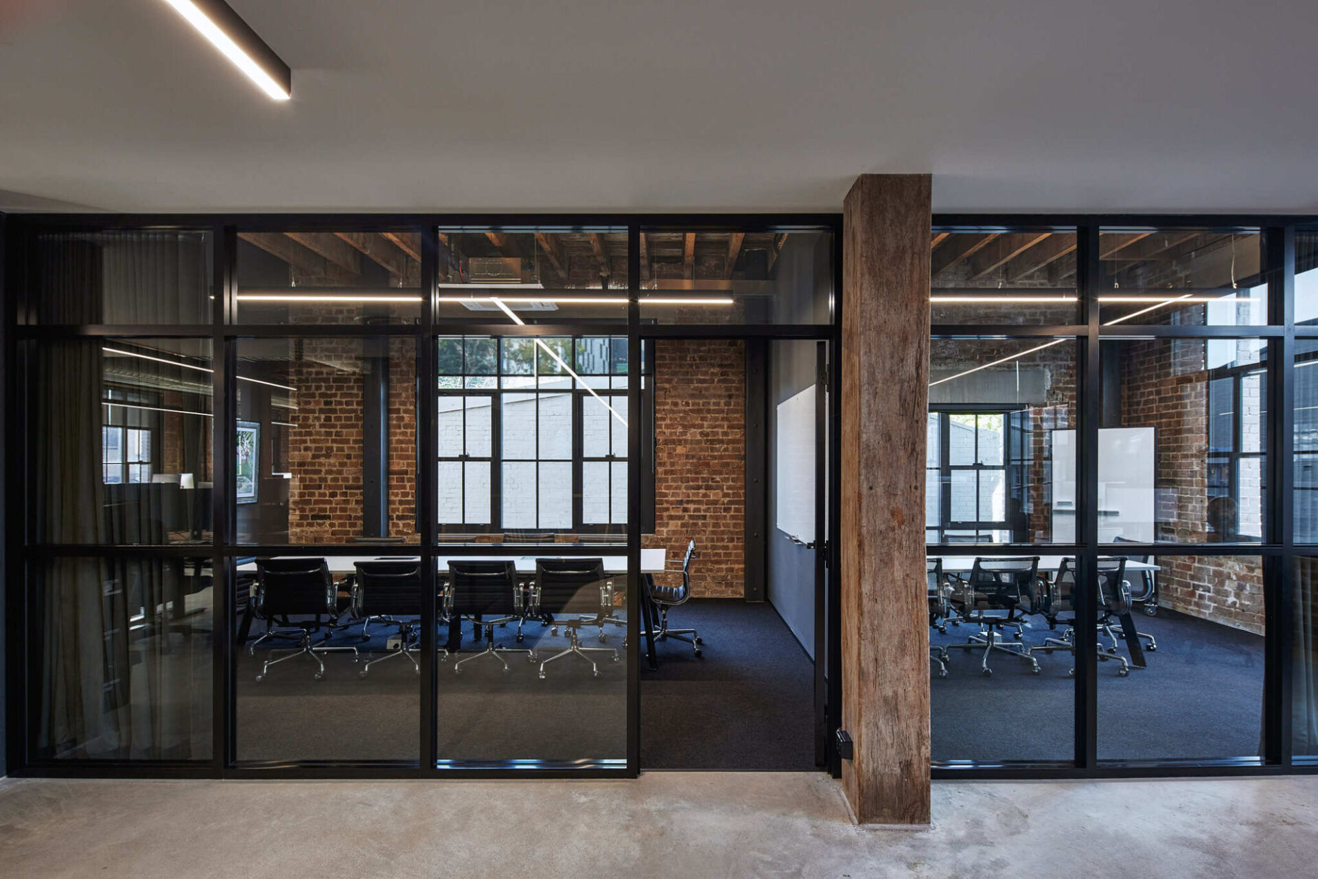 230228 ATT Corp Light Speed 0047